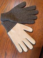glove brown heather.jpg